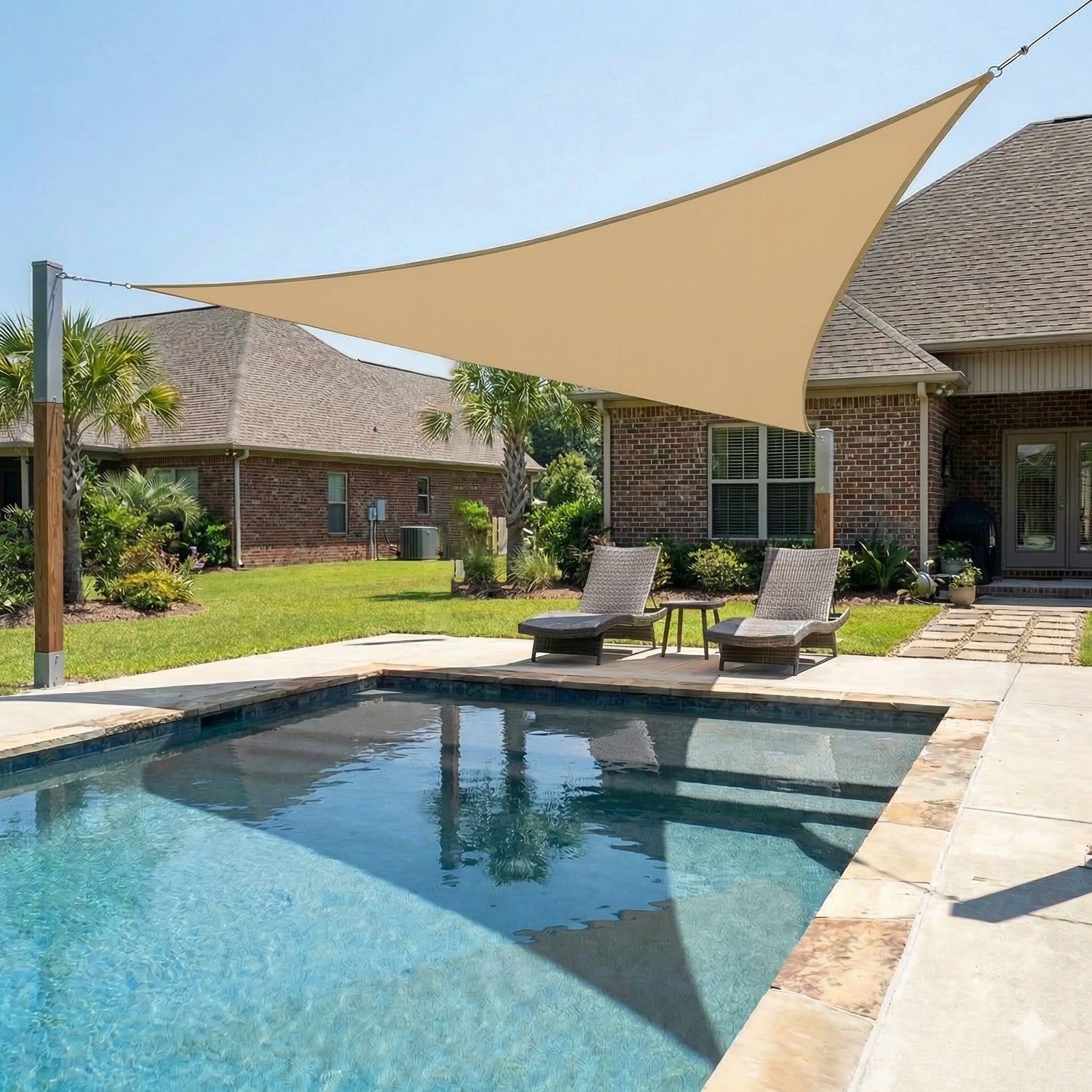 Triangular Waterproof Shade Cloth for Terrace and Garden – UV Protection and Privacy – Versatile Sun Sail | Sansoti