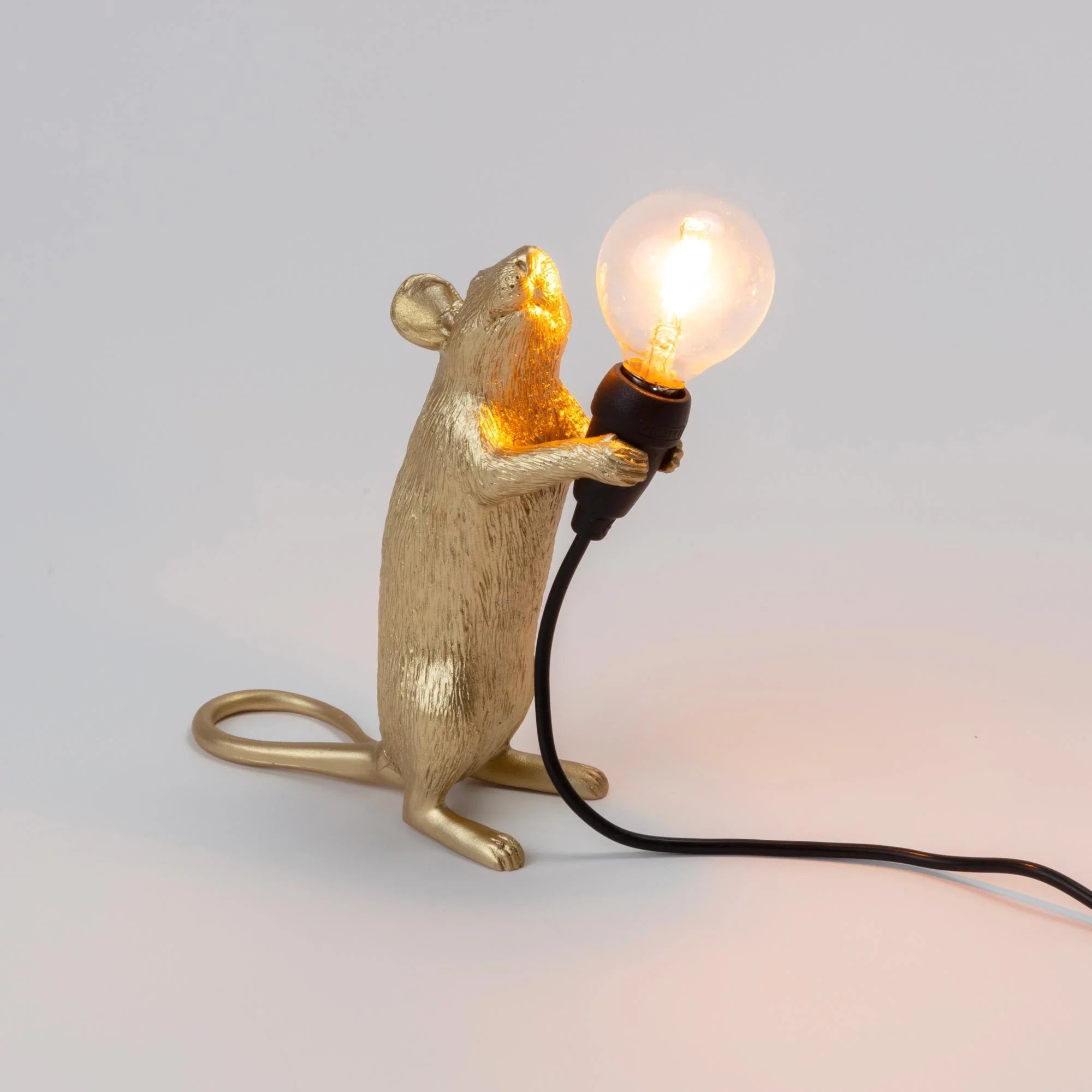 Design Maus Tischleuchte | Dekorative Tischlampe aus Harz mit Leuchtmittel – Gold oder Weiß