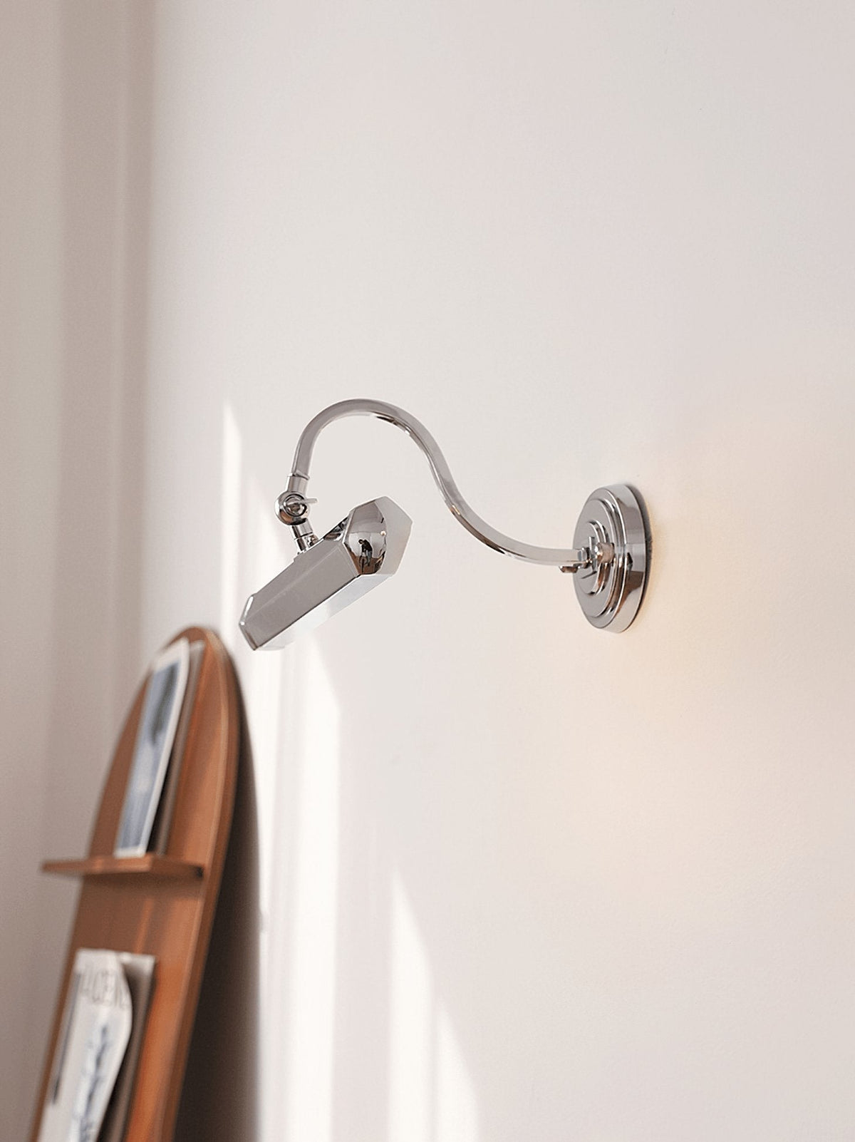 Wall Lamp Minimalist Style Metal G9 Socket Chrome or Gold Modern Interior Ambient Lighting Living Room | Sansoti