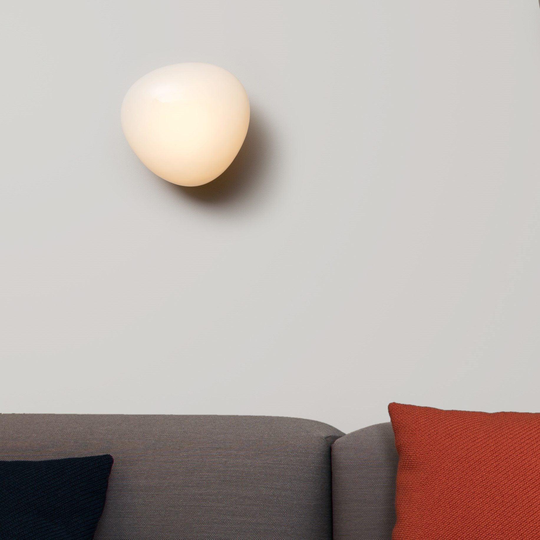 Glazen Wandlamp met Handgeblazen Bubble-Glas – Sculptuur Verlichting Scandinavisch Design – Verkrijgbaar in 4 Unieke Modellen & 4 Kleuren | Sansoti
