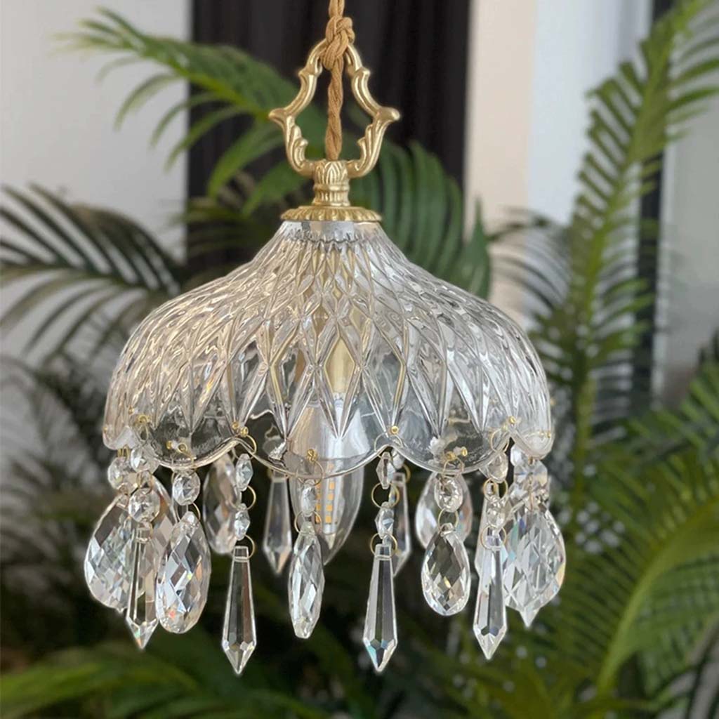 Kristall-Pendelleuchte mit Messingfassung und geriffeltem Glas für Esszimmer, Wohnzimmer und Schlafzimmer, stimmungsvolle Beleuchtung | Sansoti