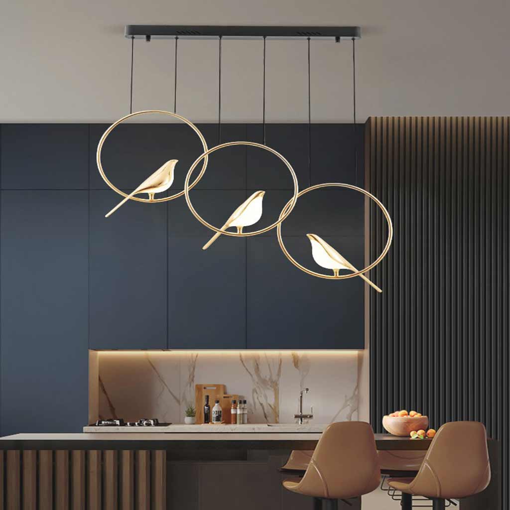 Elster-Pendelleuchte in Schwarz-Gold, LED-Kronleuchter mit modernem dekorativem Vogelmotiv für Wohnzimmer und Esszimmer | Sansoti