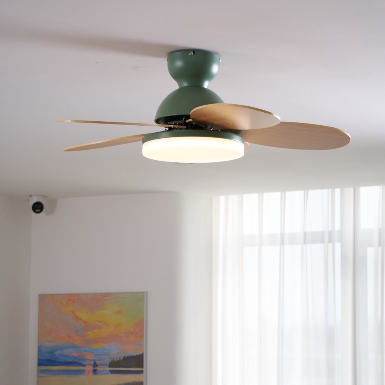 Liora Plafondventilator met Verlichting en Gekleurde Glazen Bladeren voor Kinderkamer – Moderne Ceiling Fan met LED en Afstandsbediening – Verstelbare Snelheid Plafondventilator met Licht in Meerdere Kleurvarianten | Sansoti