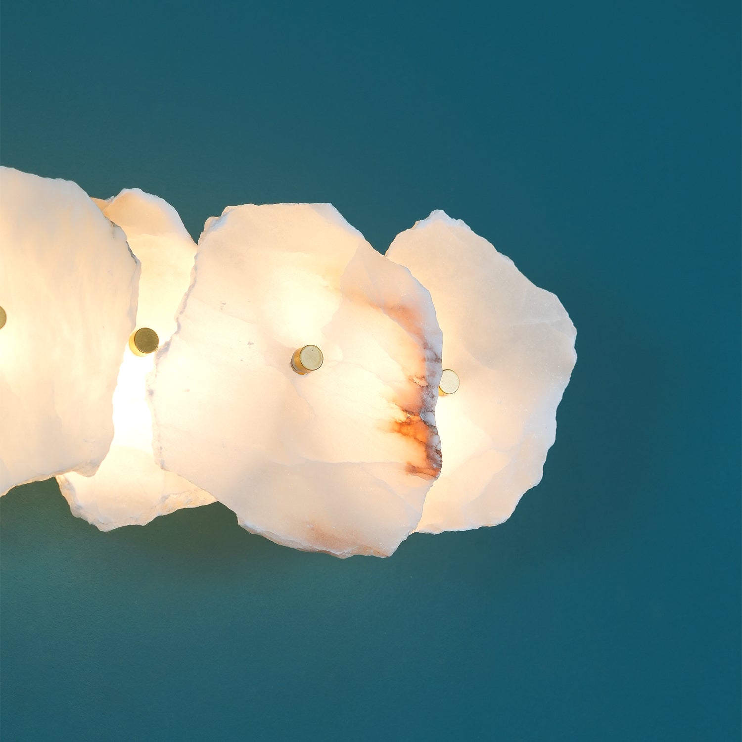 Alabasten Wandlamp — Echte Natuursteen met Gouden Armatuur — 1/3/5/7/9 Lichtpunten | Sansoti