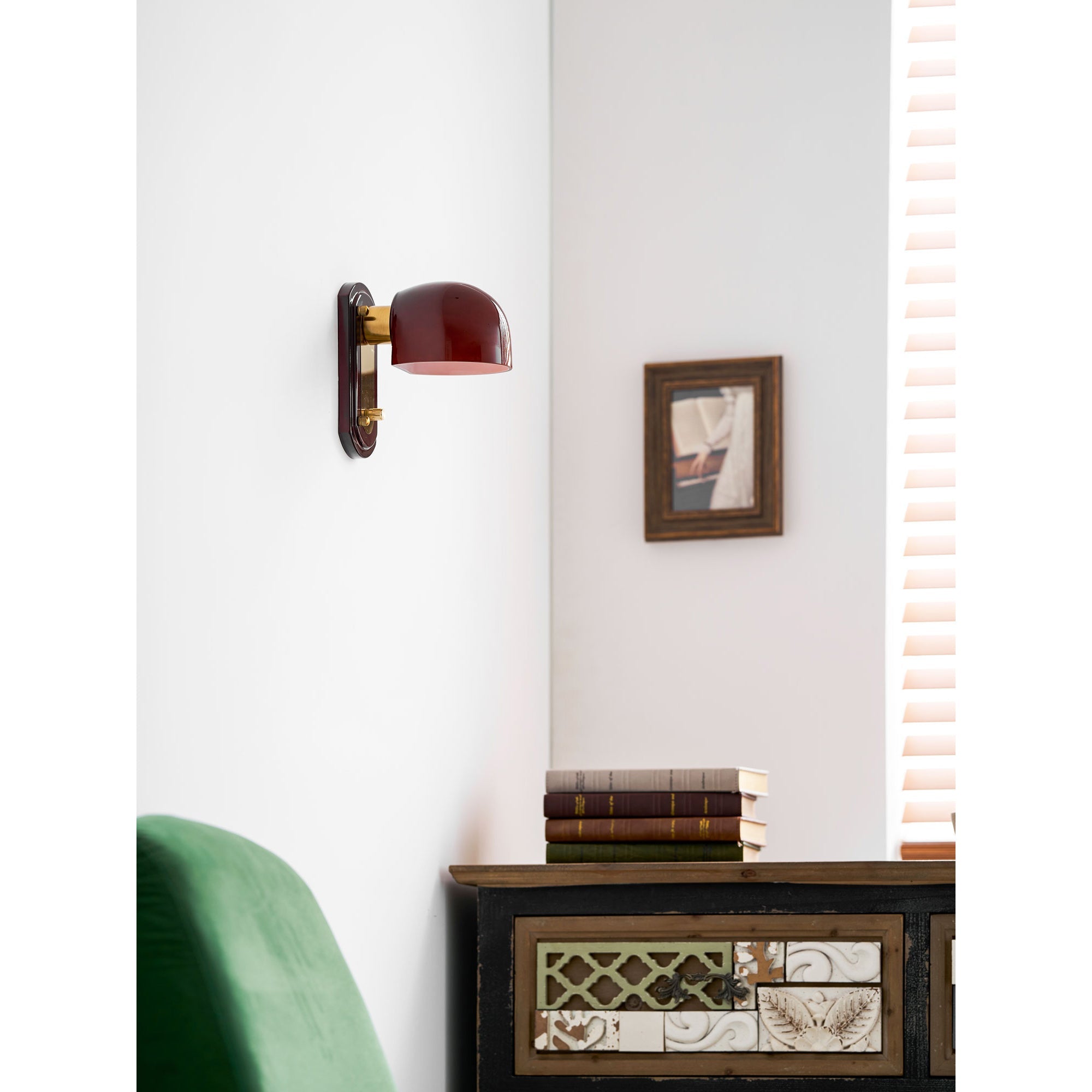 Vintage Wandlamp met Rode Glazen Kap — Sfeervolle Retro Verlichting voor Woonkamer & Eetkamer | Sansoti