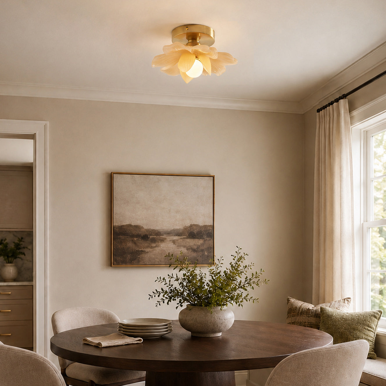 Plafondlamp met Bloesemontwerp in Hars en Messing – Elegante Verlichting voor Slaapkamer en Gang | Sansoti