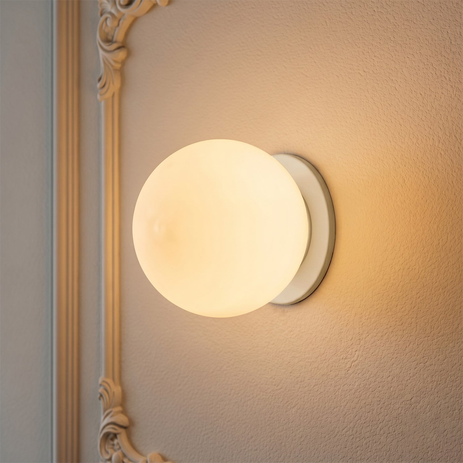 Glazen Wandlamp met Gouden of Zilveren Fitting – Modern Design voor Slaapkamer en Woonkamer | Sansoti
