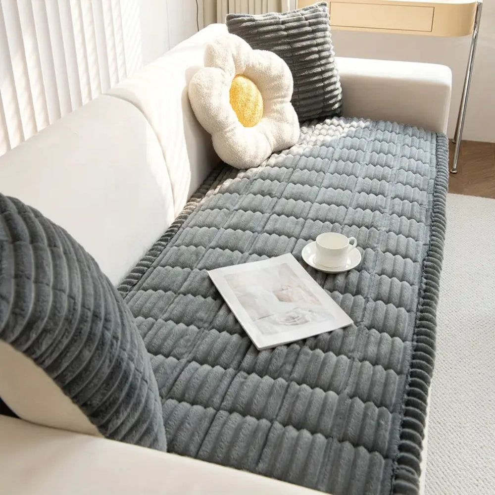 Sofaschutz mit plissiertem Rand, rutschfest, weicher Plüsch, Sitzschutz, Schonbezug für das Sofa im Wohnzimmer | Sansoti