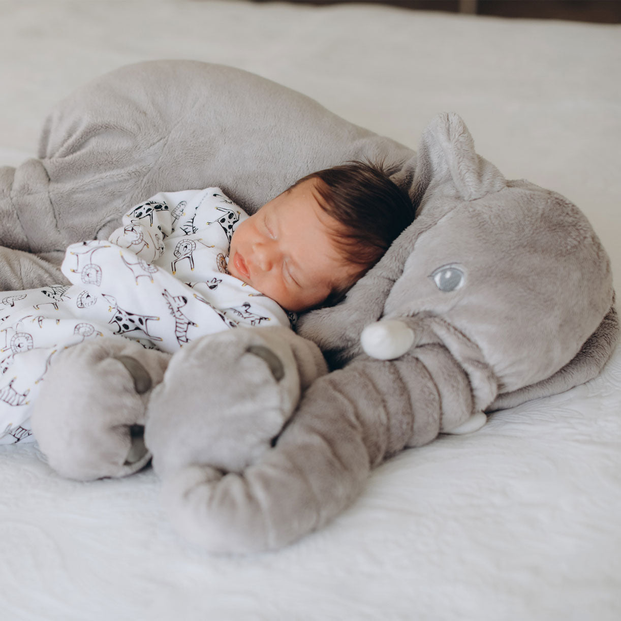 Pluche Olifant Knuffelkussen – Zacht Comfort Kussen voor Kinderkamer en Ontspanning | Sansoti