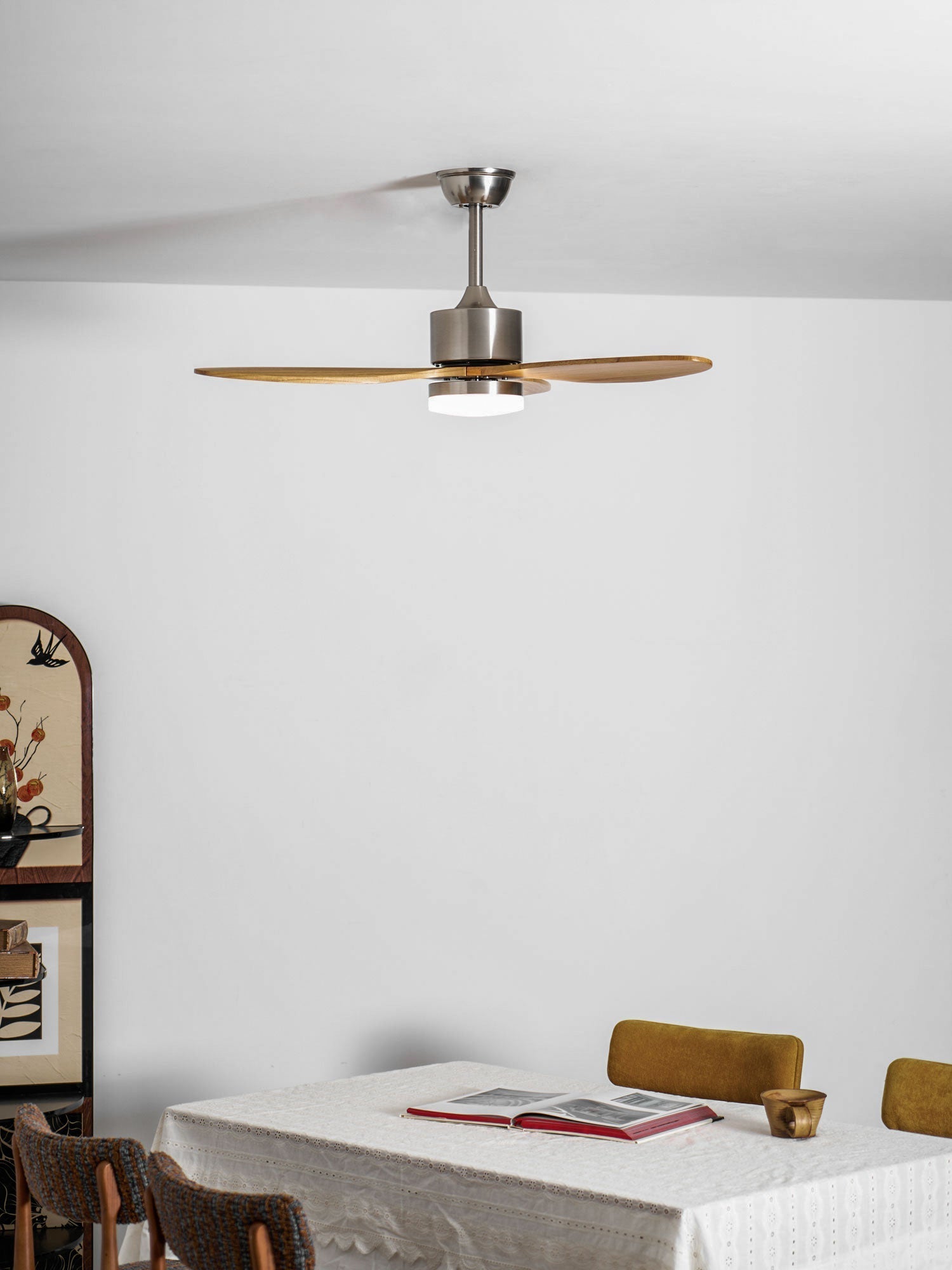 Plafondventilator met Geïntegreerde LED-verlichting – Dimmeerbaar & Verstelbaar – Stil & Energiebesparend | Sansoti