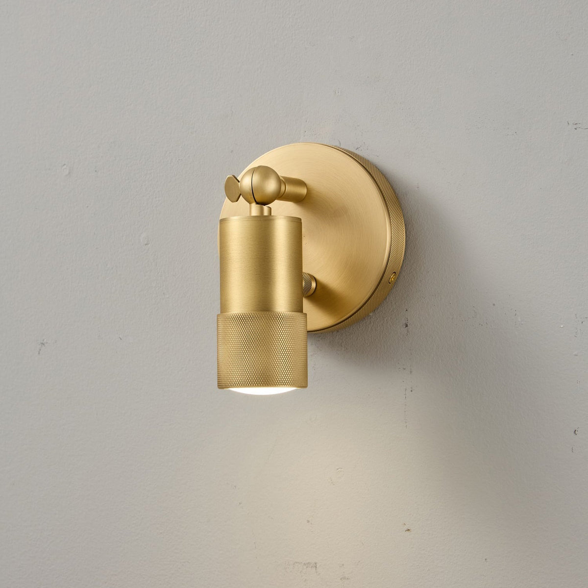 Antique Brass Wall Lamp Integrated LED Lighting Hardwired Warm Light 4500K for Living Room Hallway Bedroom | Sansoti