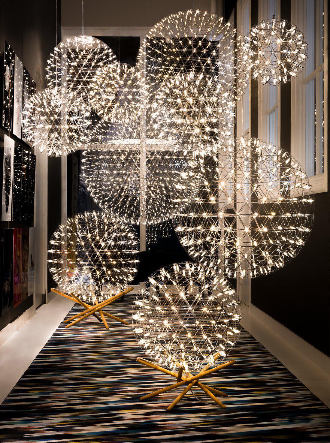 LED Hanglamp Bol Zilver Sfeerverlichting Moderne Lichtbol met Dimbare Lichtpunten Transparante Kristalbol Decoratief Scandinavisch Warm Wit Industrieel Design Interieurlamp | Sansoti