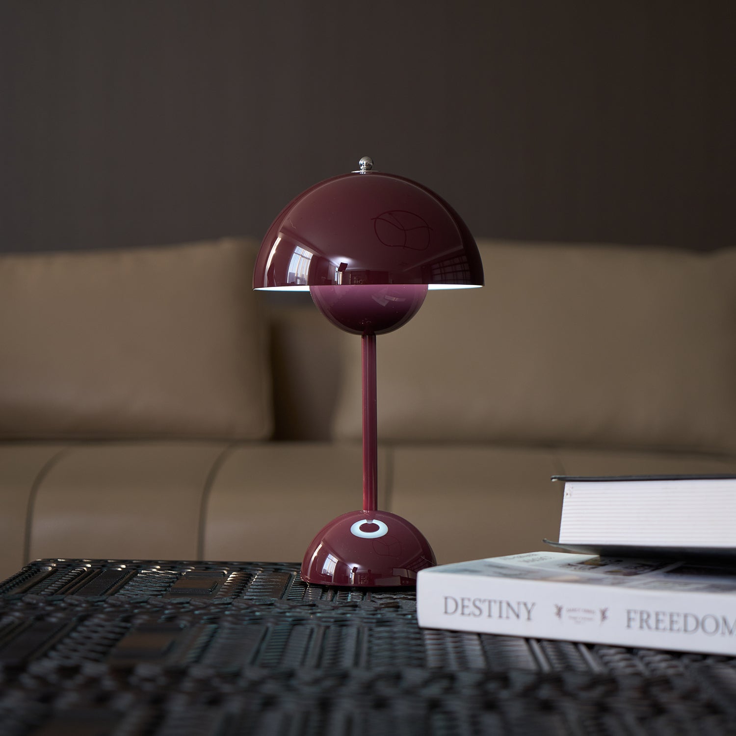 Draadloze Tafellamp met Geïntegreerde LED Accu — Dimbaar 3000K-6000K | Icoon Scandinavisch Design | Sansoti