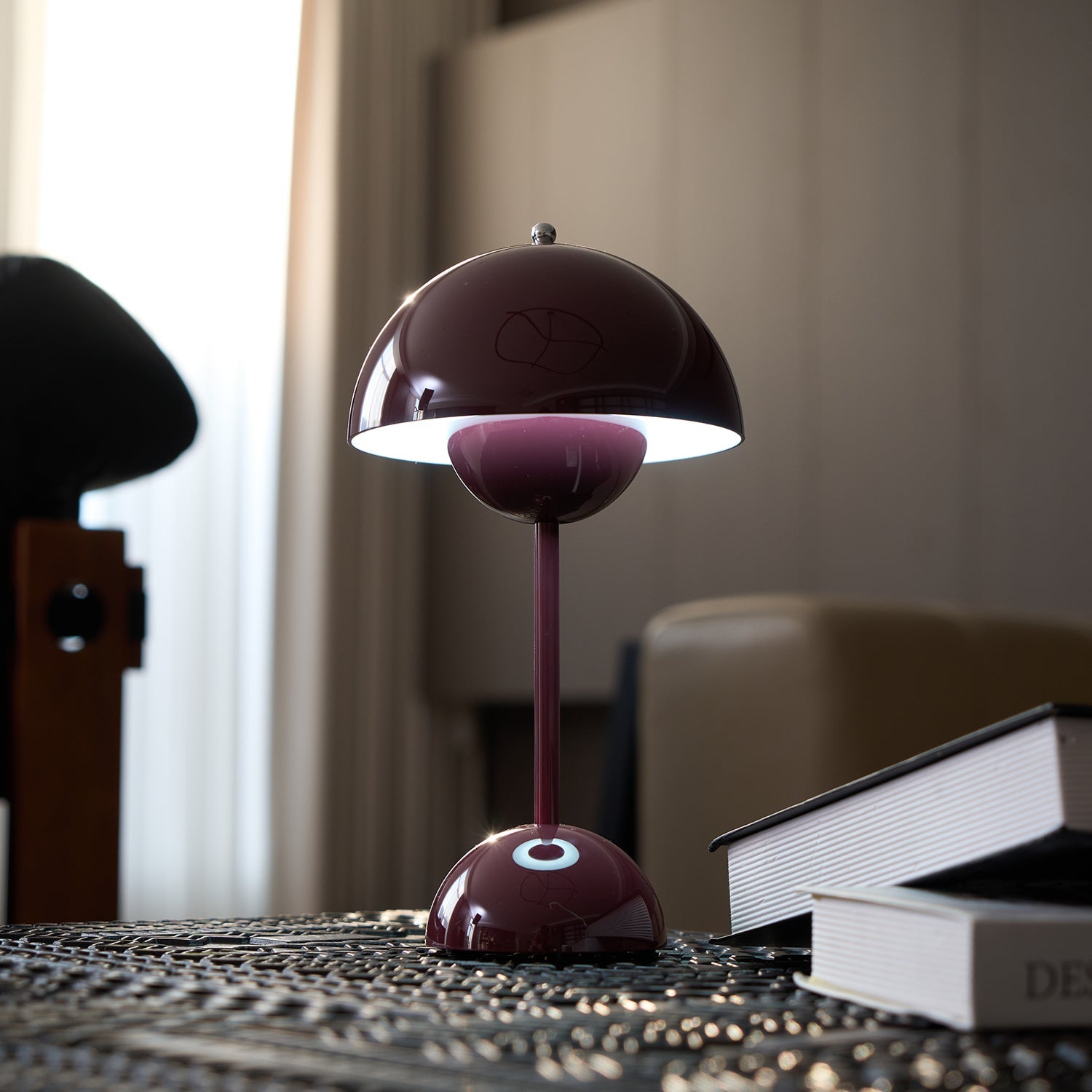 Draadloze Tafellamp met Geïntegreerde LED Accu — Dimbaar 3000K-6000K | Icoon Scandinavisch Design | Sansoti