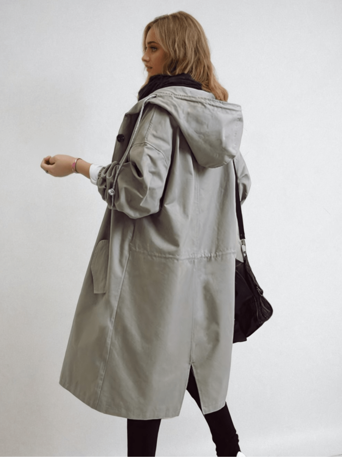 Trench-coat pour femmes et hommes, coupe oversize, ample, neutre, classique, casual, élégant, design intemporel | Sansoti