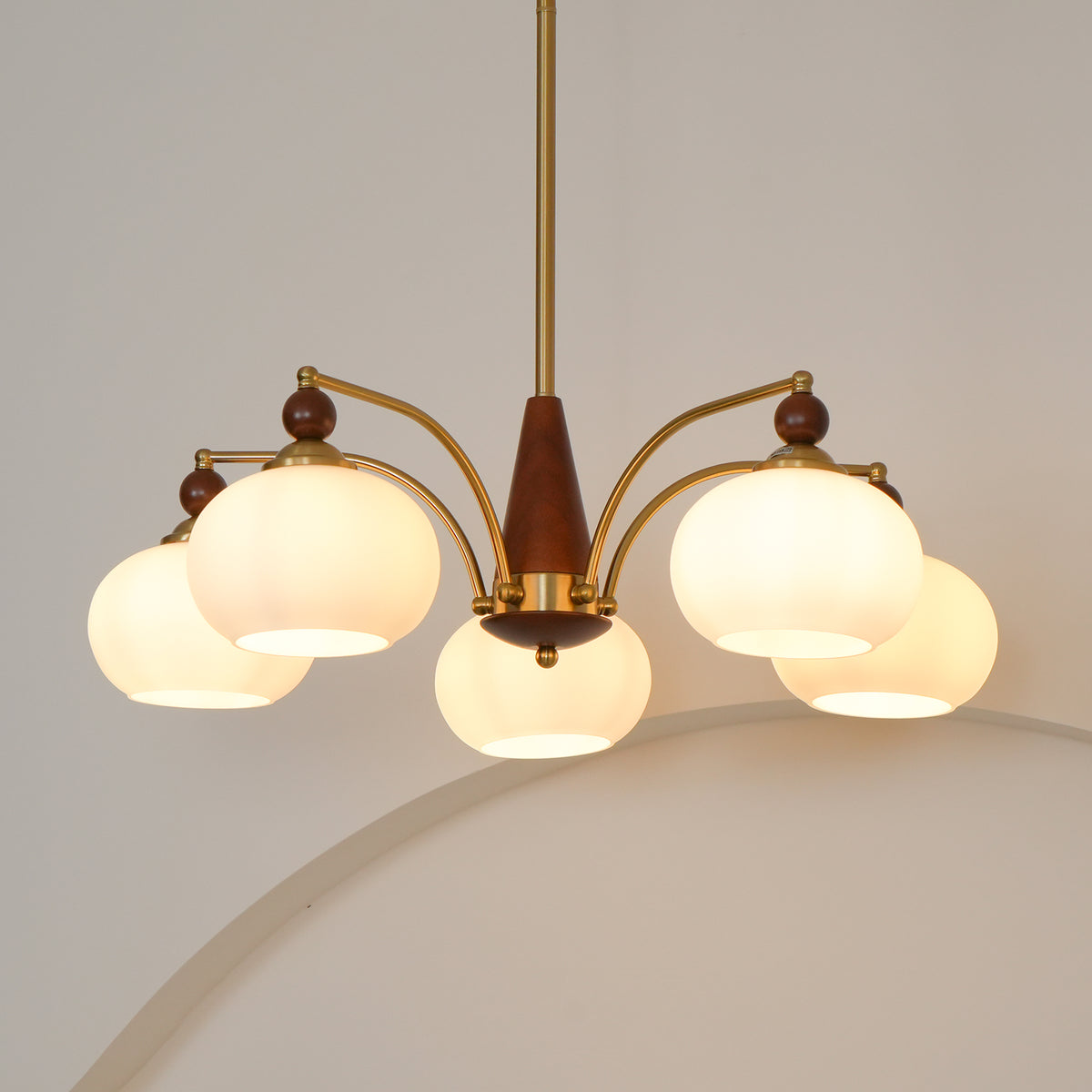 Retro Calliope Kroonluchter – Metalen Hanglamp met Glazen Kappen – 3, 5 of 8 Lichtpunten – Klassiek Vintage Design voor Eetkamer en Woonkamer | Sansoti