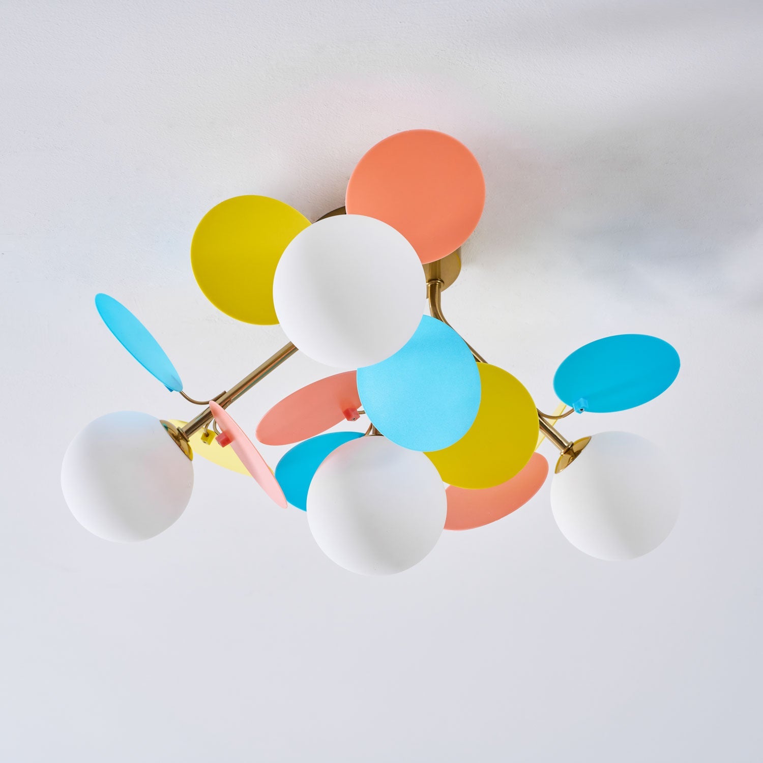 Ronde Plafondlamp met Acryl Bladeren – Macaron Pastelkleuren – 1, 4, 6 of 8 Lichtpunten – G9 Fitting – Scandinavisch Design voor Kinderkamer, Woonkamer en Kantoor | Sansoti