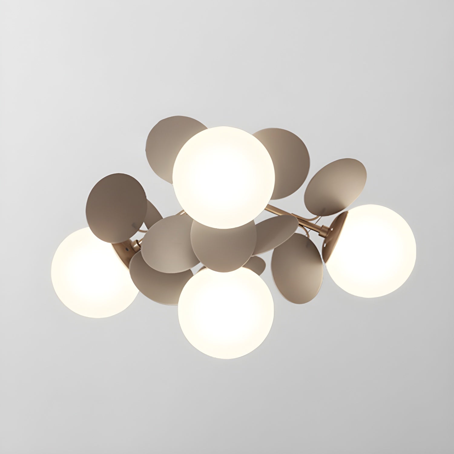Ronde Plafondlamp met Acryl Bladeren – Macaron Pastelkleuren – 1, 4, 6 of 8 Lichtpunten – G9 Fitting – Scandinavisch Design voor Kinderkamer, Woonkamer en Kantoor | Sansoti
