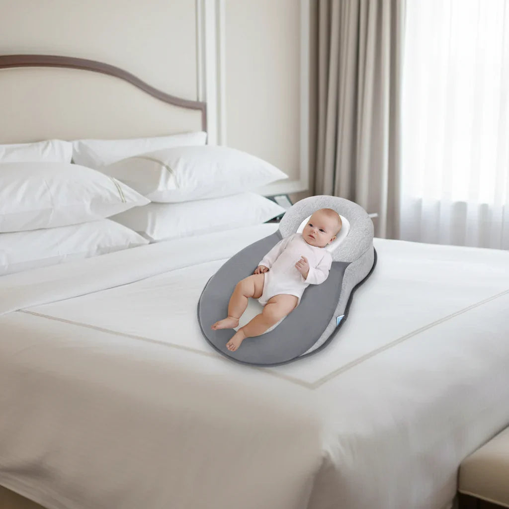 Ergonomisch Babykussen met Schedelondersteuning Plat of Wigvorm Hoofdsteun voor Zuigelingen Pasgeborenen | Sansoti