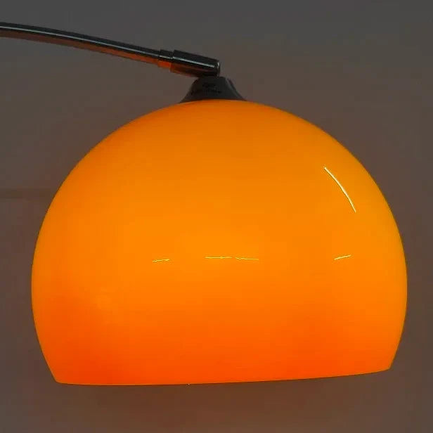 Minimalistische Vloerlamp met Opwaartse Lichtval – Sculptuurontwerp met Zachte Gloed voor Woonruimte | Sansoti