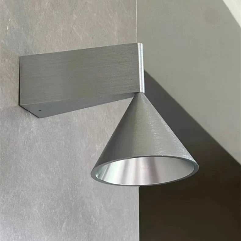 Metall-Wandleuchte LED 7W Warmweißes Licht Schlafzimmer Wohnzimmer Flur Chrom Schwarz Moderne Designbeleuchtung | Sansoti