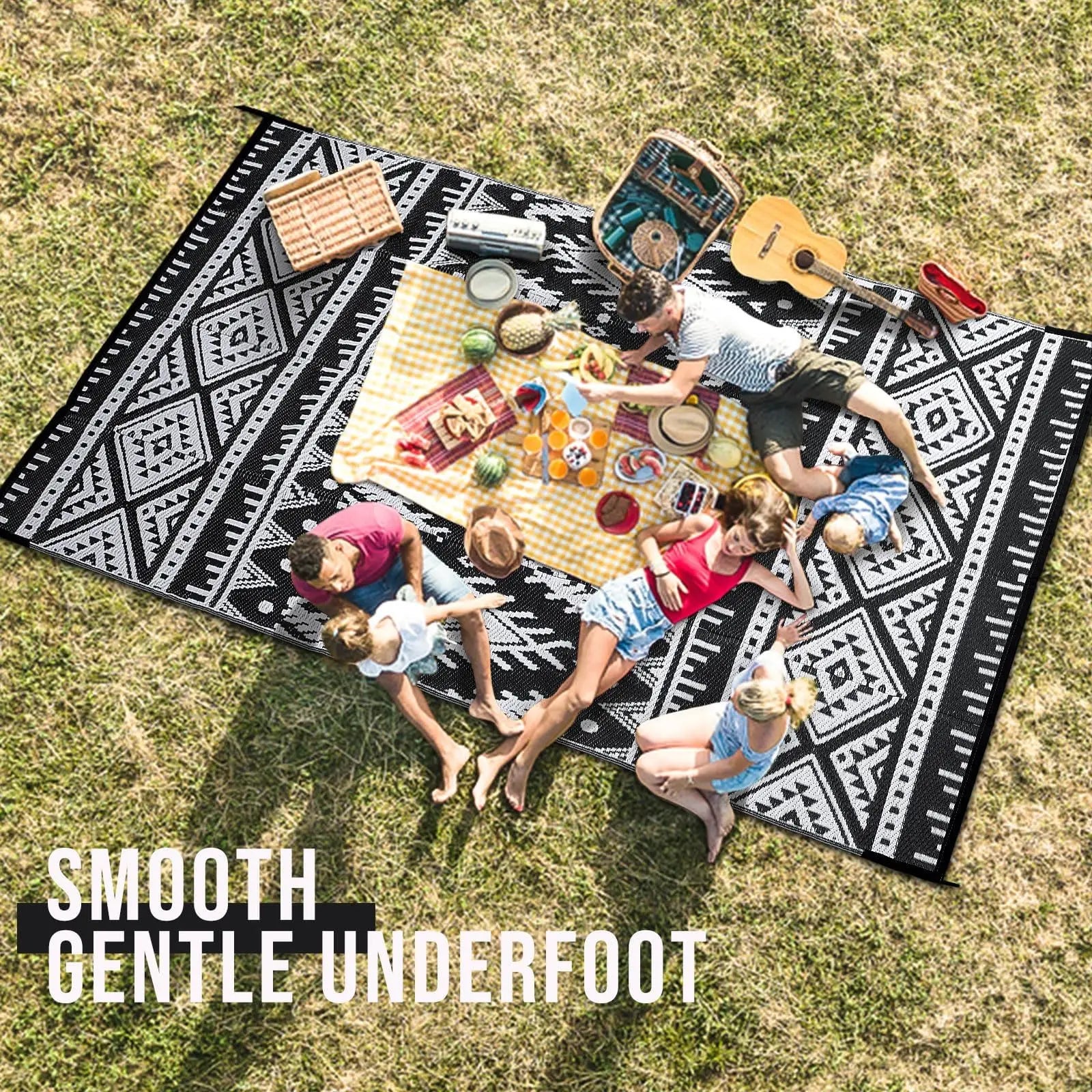 Buitenkleed Gevlochten Plastic Zwart Wit Bohemian Omkeerbaar Terrakleed Campingmat Tuinkleed | Sansoti