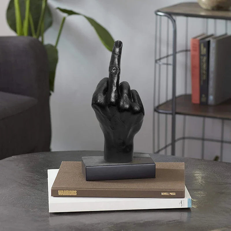 Beeldje Sculptuur Brutale Uitstraling Resin Decoratie Zwart 19cm Binnen Buiten | Sansoti