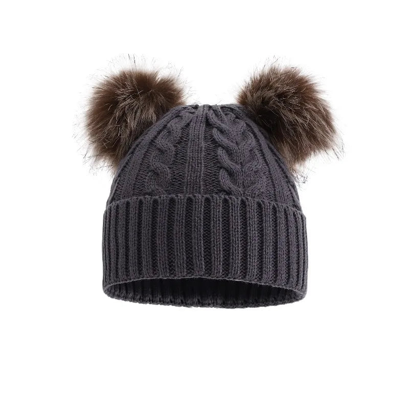Gebreide Wintermuts met Dubbele Pompons voor Dames Warm Outdoor Accessoire Rekbaar Effen Kleur Casual | Sansoti