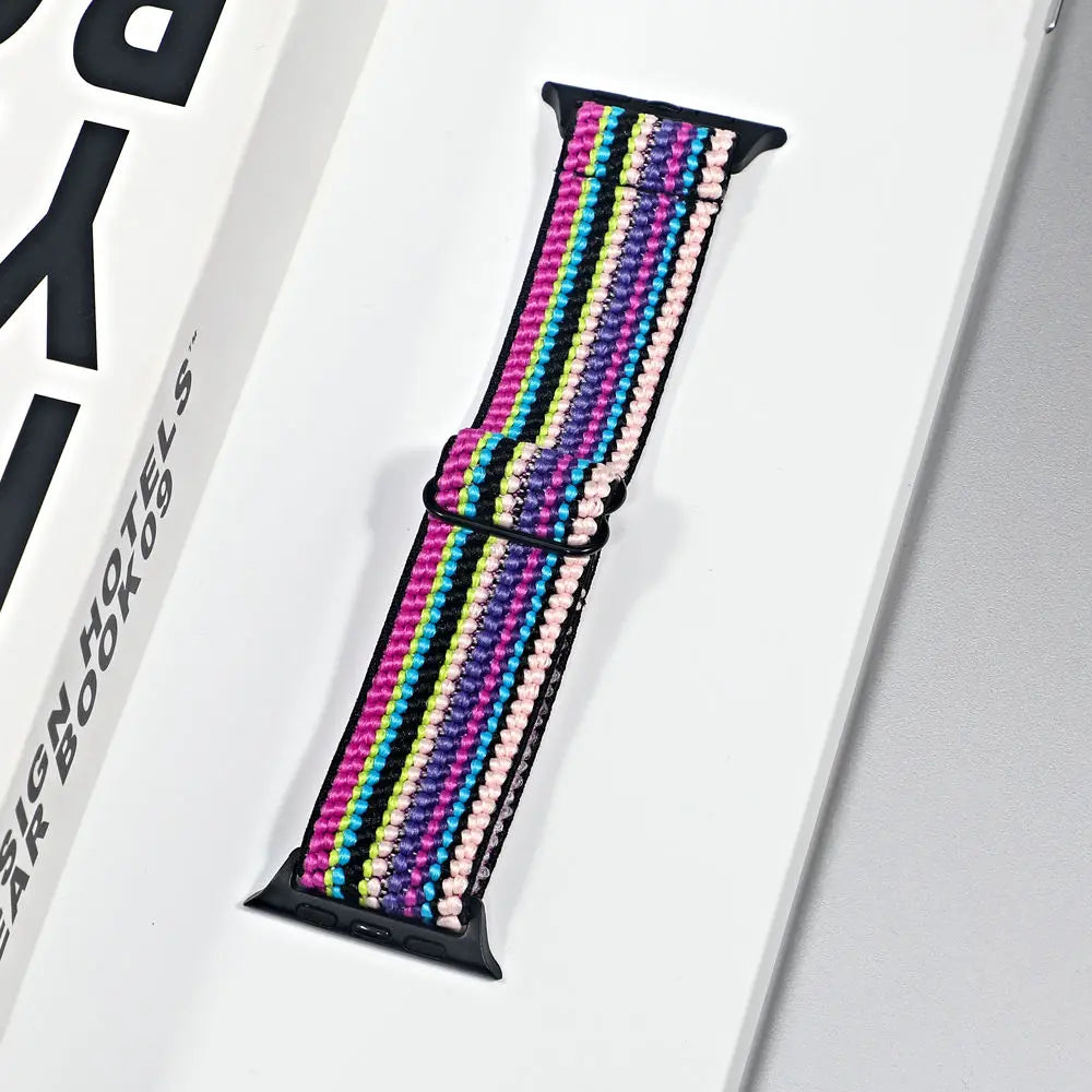 Bracelet sport en nylon pour smartwatch, respirant et réglable, bracelet de montre élégant et confortable pour une utilisation quotidienne | Sansoti