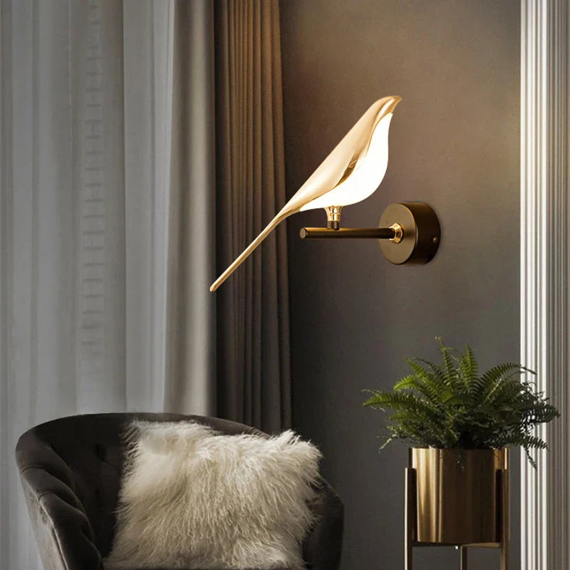 Design Wandleuchte LED in Vogelform – Goldene Wandlampe mit warmem Licht | Restfield