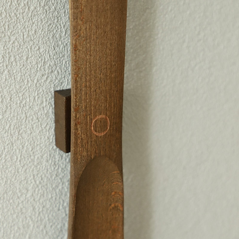 Kolbein – Houten Schoenaantrekker met Lange Steel en Magnetische Houder | Sansoti