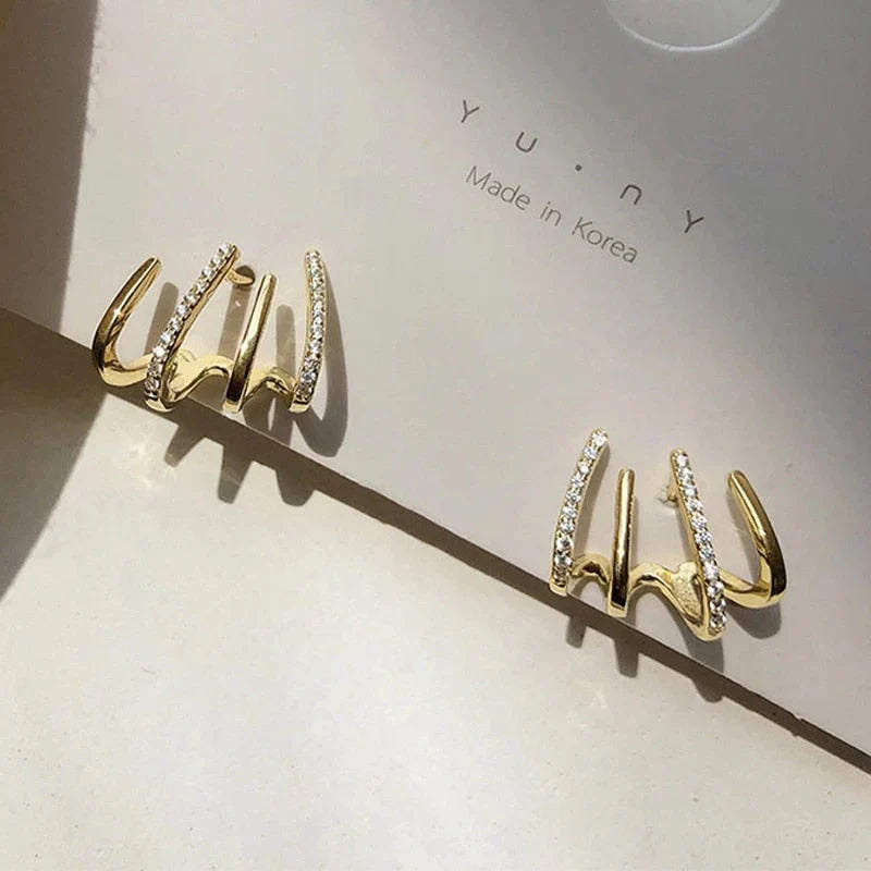 Elegant Earrings with Four Claw Design Gold Silver | Sansoti