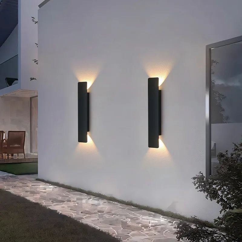 Aluminium-Außenwandleuchte mit LED, 18 W, schwarz, wasserdicht, IP65, moderne Beleuchtung für Terrasse, Garten und Balkon | Sansoti