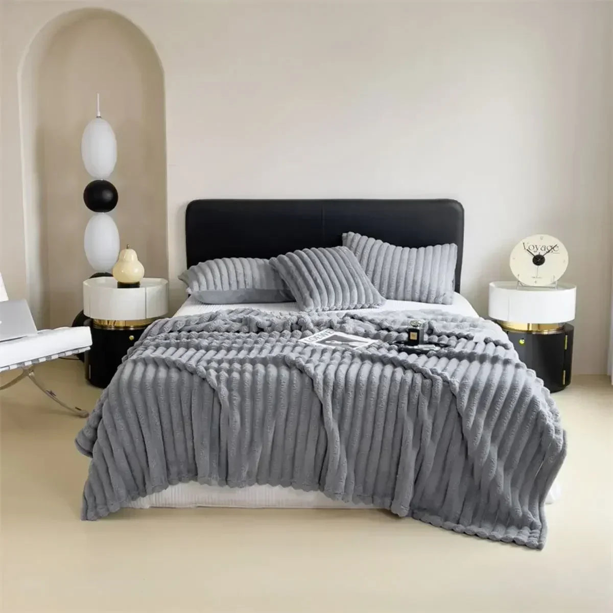 Soft Fleece Throw 150x200 cm Warm Blanket Bedroom Sofa Living Room Decor Cozy Textile Blanket Throw | Sansoti