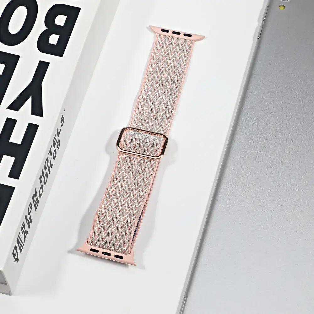 Bracelet sport en nylon pour smartwatch, respirant et réglable, bracelet de montre élégant et confortable pour une utilisation quotidienne | Sansoti