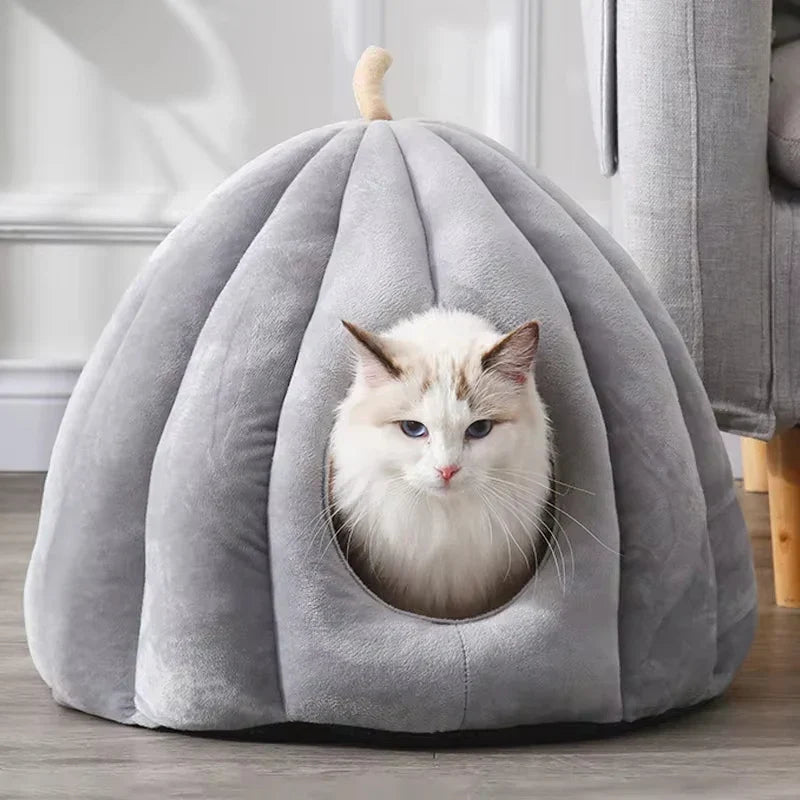 Gesloten Huisdierbed – Warm Pluche Design voor Katten en Kleine Honden | Sansoti