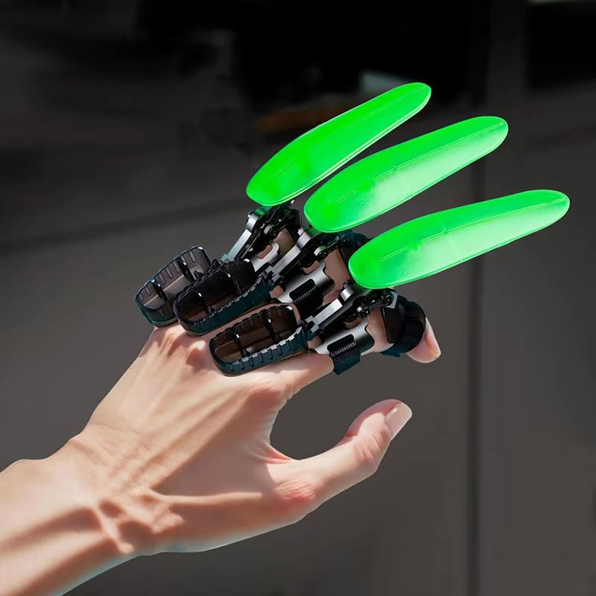 Robotklauw Speelgoed voor Kinderen met Bewegende Vingers – Knutselprop voor Cosplay, Feesten en Creatief Spel | Sansoti