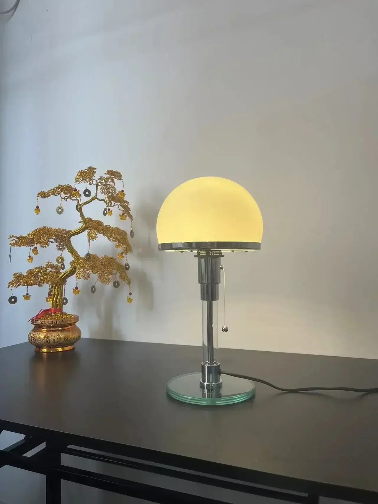 Tafellamp met Glazen Bol Chroom Voet Modern Design Bauhaus-geïnspireerd Sfeerverlichting Werkplek Slaapkamer | Sansoti
