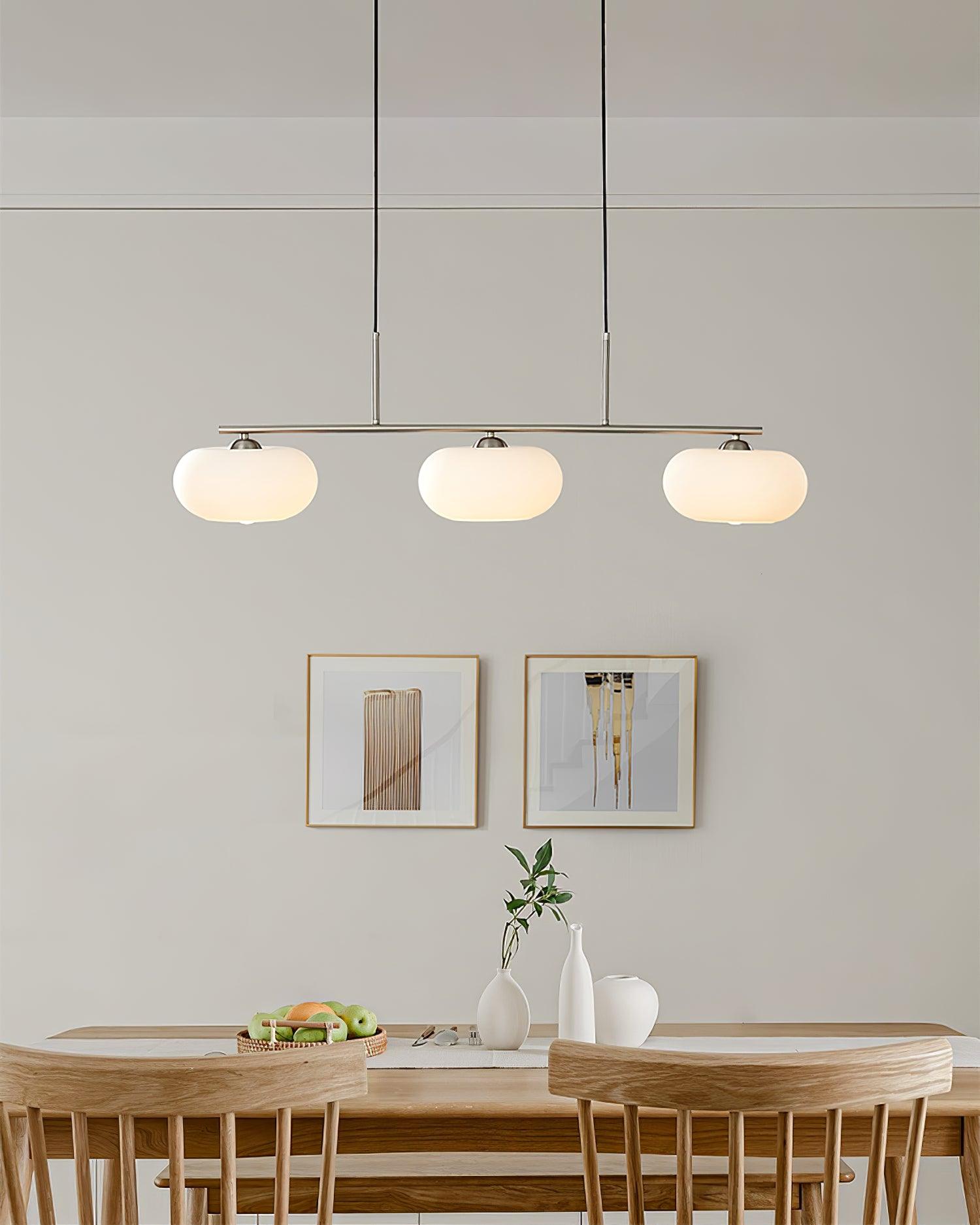 Design Hanglamp met 3 Globe Kapjes - Stijlvolle Eetkamerverlichting voor Tafel en Kookeiland - Verstelbaar 150 cm - Nikkel of Goud - E26/E27 | Sansoti