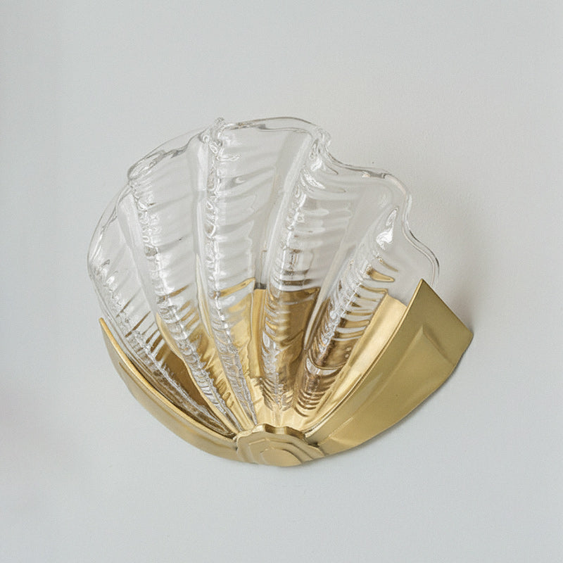 Glazen Wandlamp Schelp Design Messing & Glas Luxe Afwerking voor Gang en Slaapkamer | Sansoti