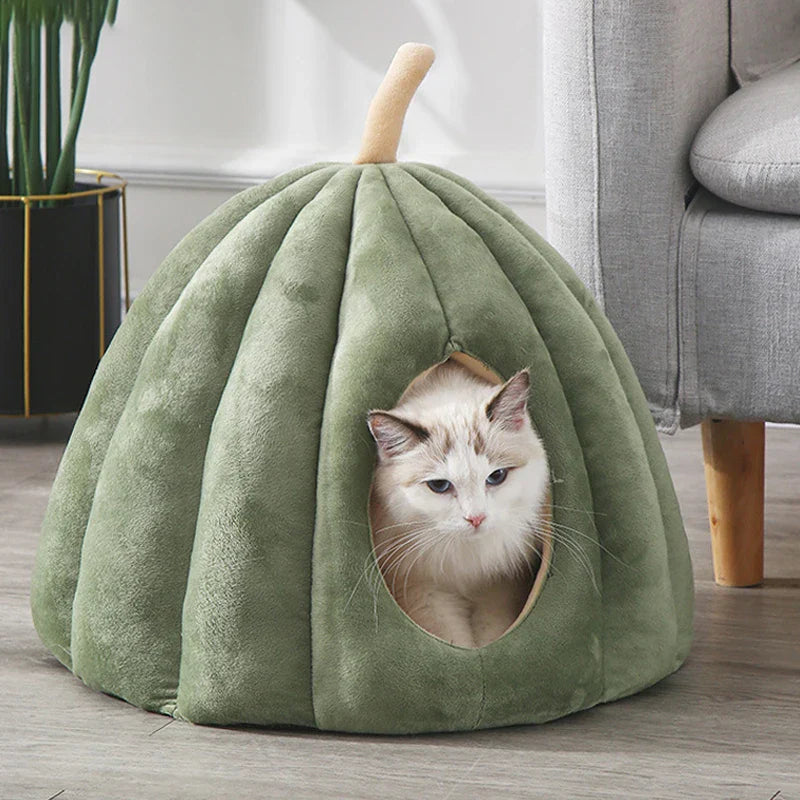 Gesloten Huisdierbed – Warm Pluche Design voor Katten en Kleine Honden | Sansoti