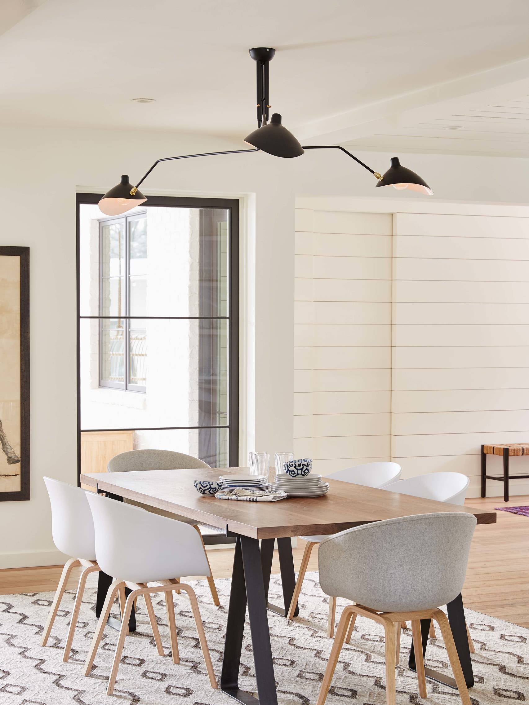 Plafondlamp Spider 3 Armen Mid-Century Modern Messing Verstelbaar Zwart Wit Grote Ruimte Restaurant Loft Stalen Armatuur Geïnspireerd Design | Sansoti