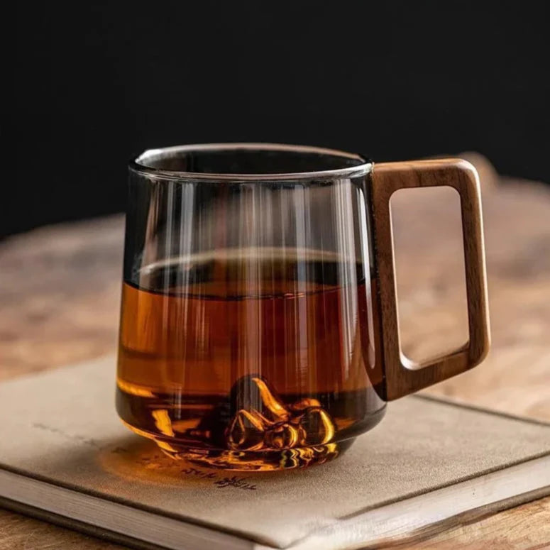 Glazen Bergpiek Beker met Dubbele Wand 300ml – Hittebestendig Borosilicaatglas met Houten Handgreep voor Koffie en Thee | Sansoti