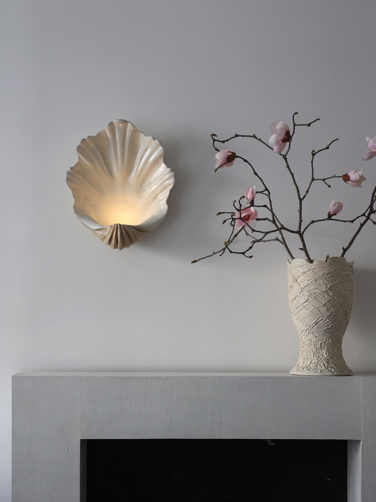 Wall Lamp Shell Cream White Natural Wood E12 Socket Organic Shapes Living Room Bedroom Hallway 42×19×52cm | Sansoti