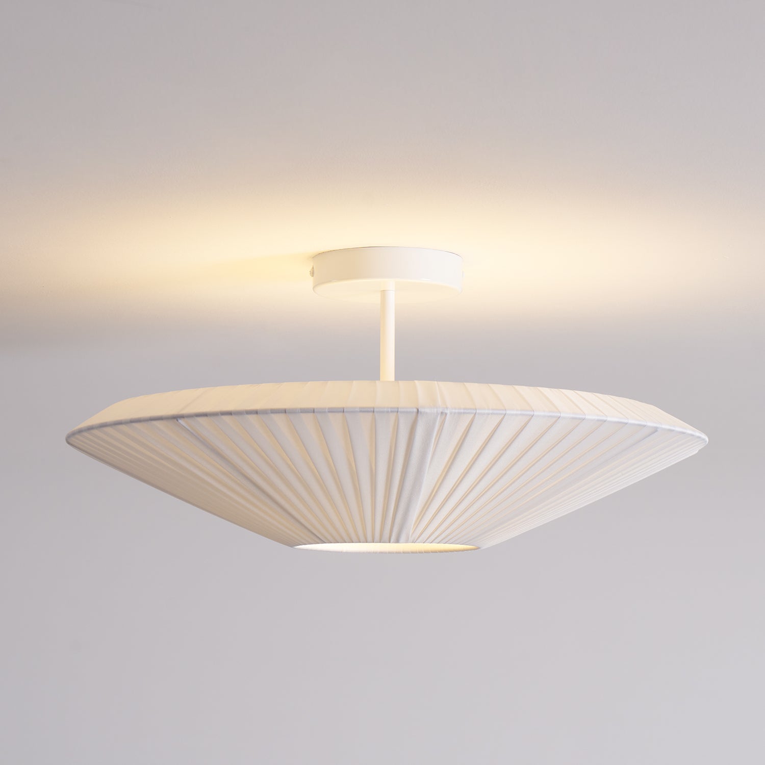 Plafondlamp Oosterse Stijl Stoffen Kap Zachte Verlichting voor Eetkamer Woonkamer Dimbaar 3 Maten | Sansoti
