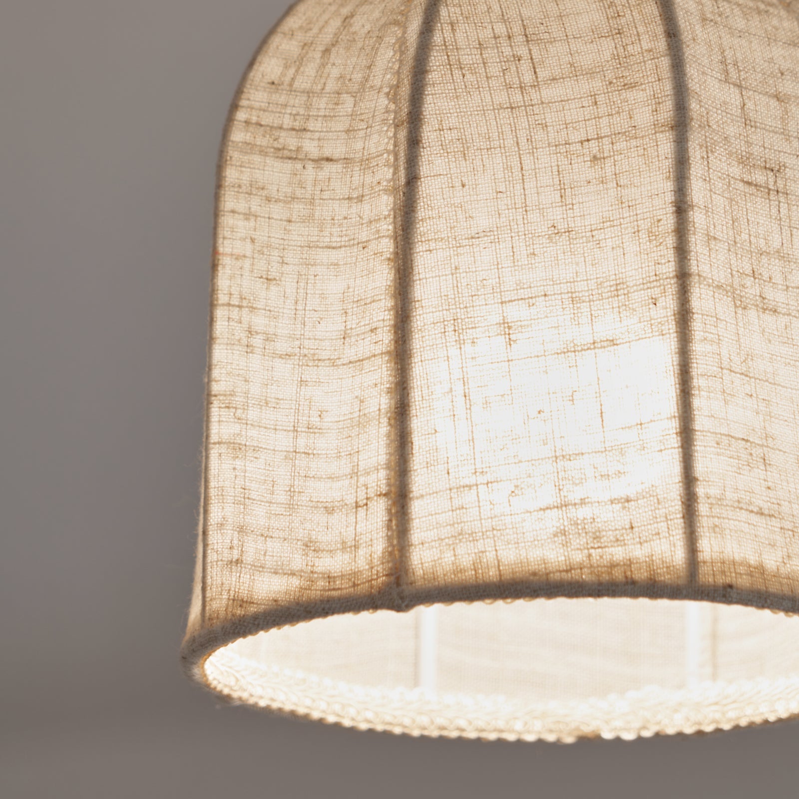 Linnen plafondlamp met gouden ijzeren frame rustiek design warm sfeerlicht voor slaapkamer woonkamer hal entree landelijk | Sansoti