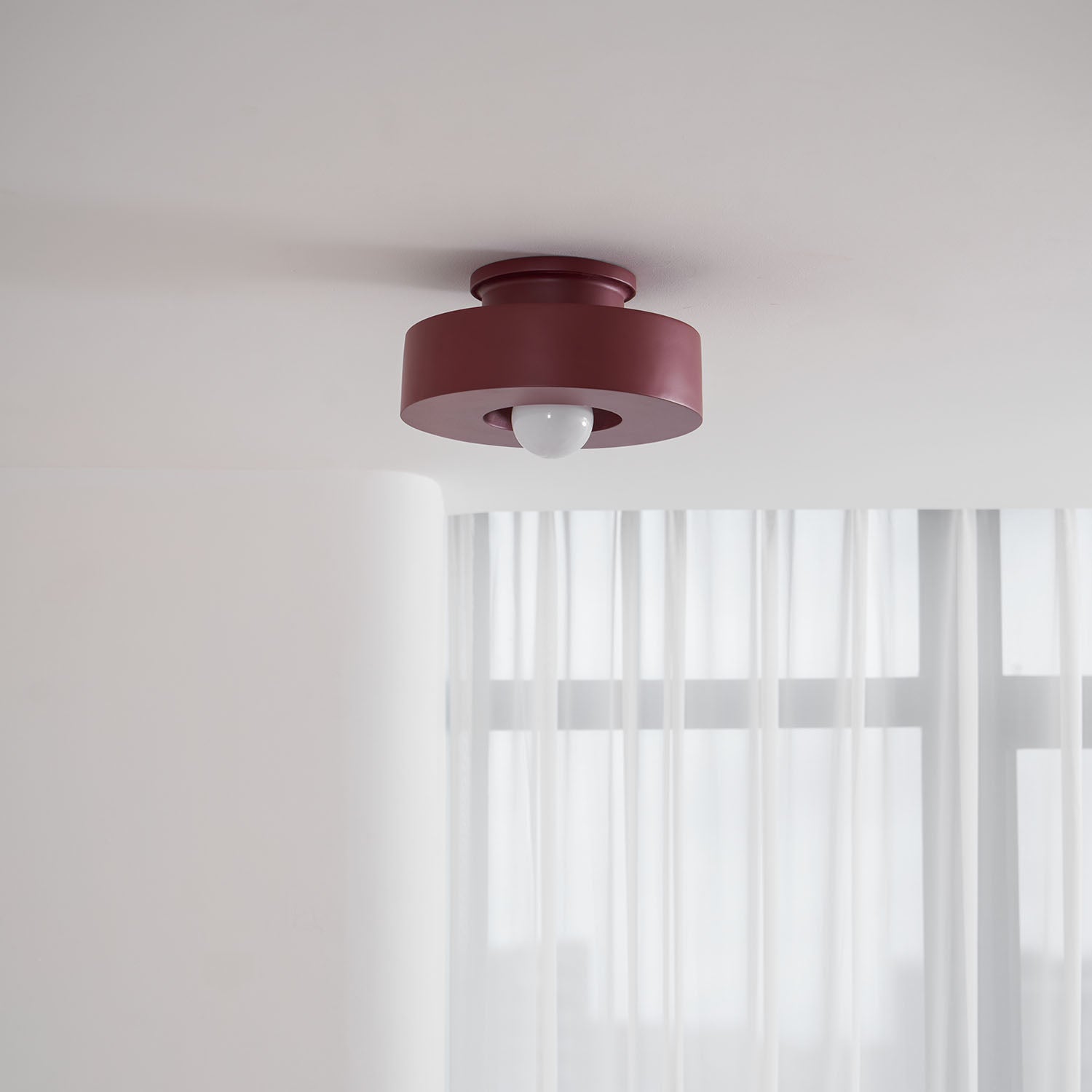 Plafondlamp Simon met Gestapelde Cilindervormen Hars Beschikbaar in Rood Groen Zwart E26 E27 Fitting Ø30×15cm Minimalistisch Design Geometrisch Sculptuur Verlichtingselement | Sansoti
