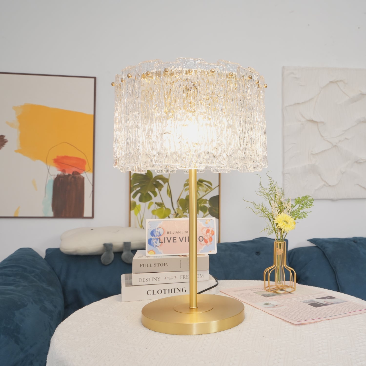 Glazen Tafellamp met Messing Voet – Design Verlichting voor Interieur | Sansoti