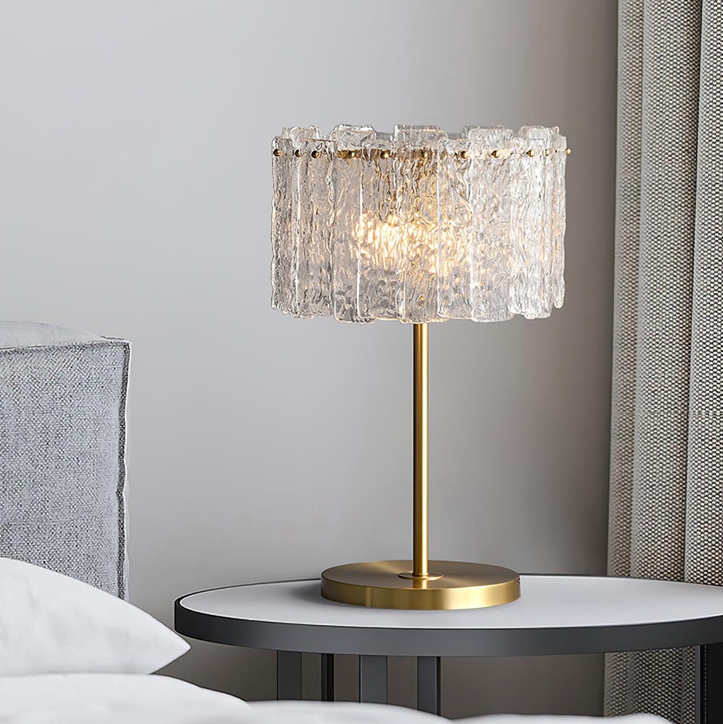Glazen Tafellamp met Messing Voet – Design Verlichting voor Interieur | Sansoti
