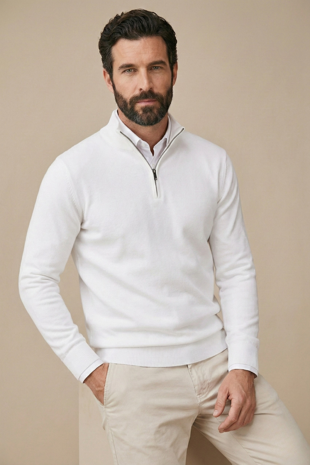 Herrenpullover mit halbem Reißverschluss, Stehkragen, gerippten Bündchen, bequemes, figurbetontes Design, lässiger Strickstil | Sansoti
